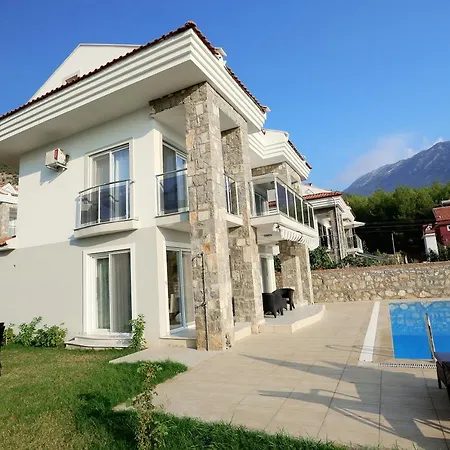 Villa Luna فيلة *